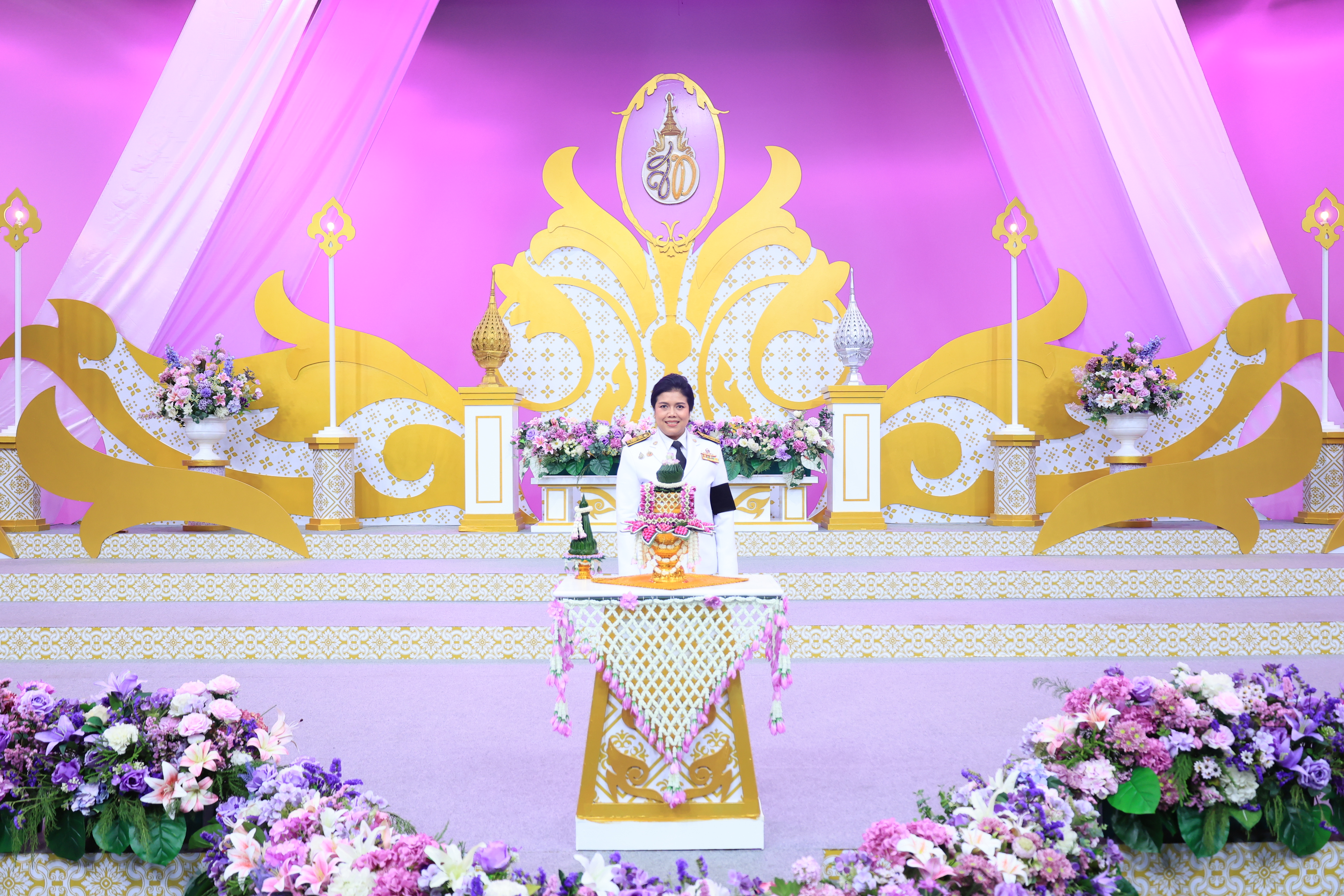 title - คณะผู้บริหาร ส.ป.ก. บันทึกเทปถวายพระพรชัยมงคล สมเด็จพระนางเจ้าสุทิดา พัชรสุธาพิมลลักษณ พระบรมราชินี เนื่องในโอกาสวันเฉลิมพระชนมพรรษา 48 พรรษา